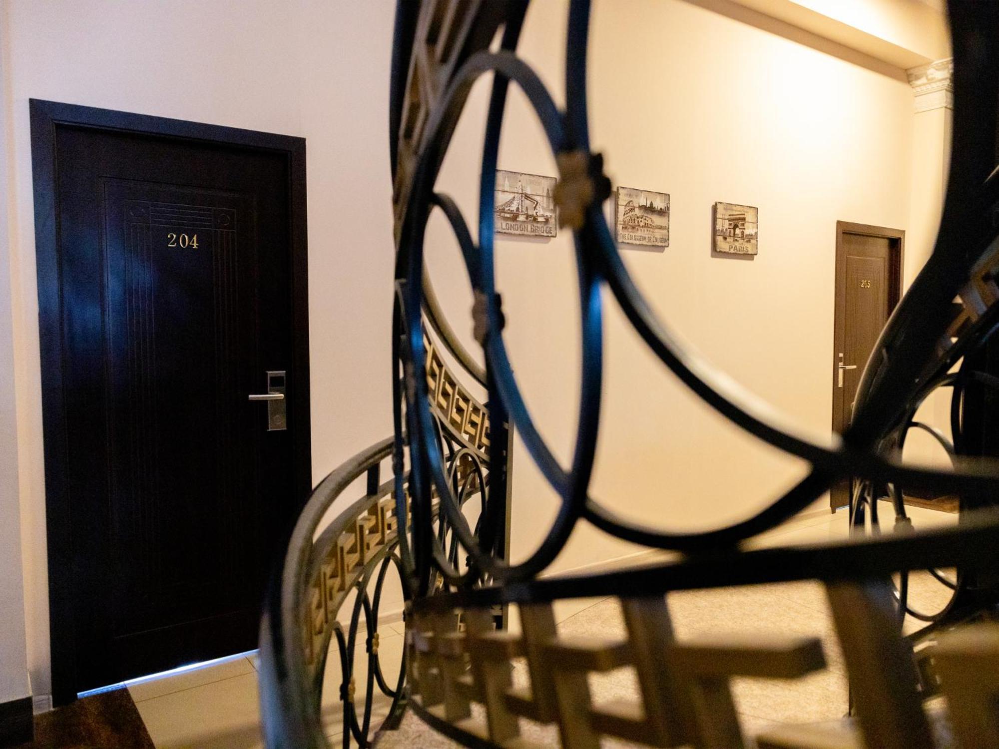 Comfort Hotel Yerevan Exterior foto