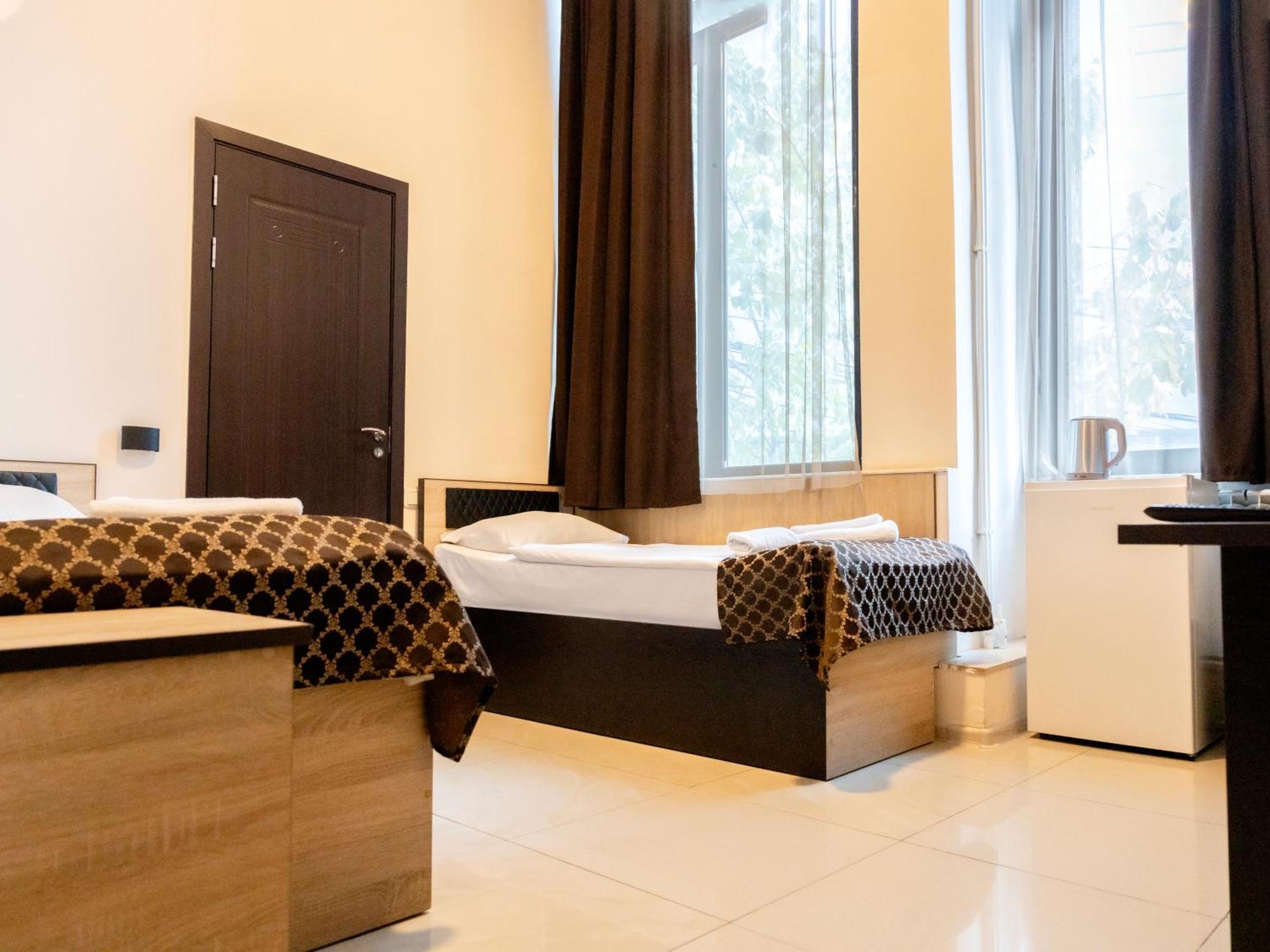 Comfort Hotel Yerevan Exterior foto