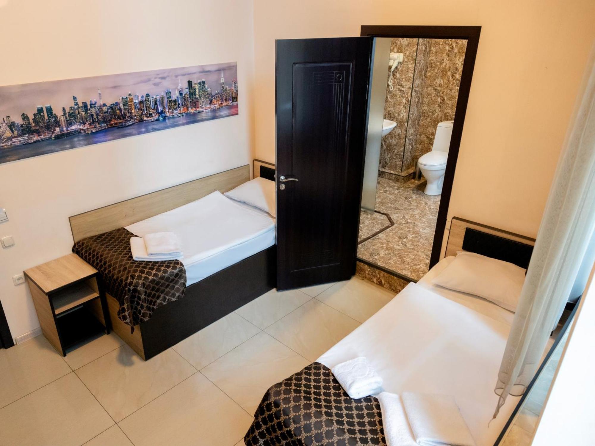 Comfort Hotel Yerevan Exterior foto